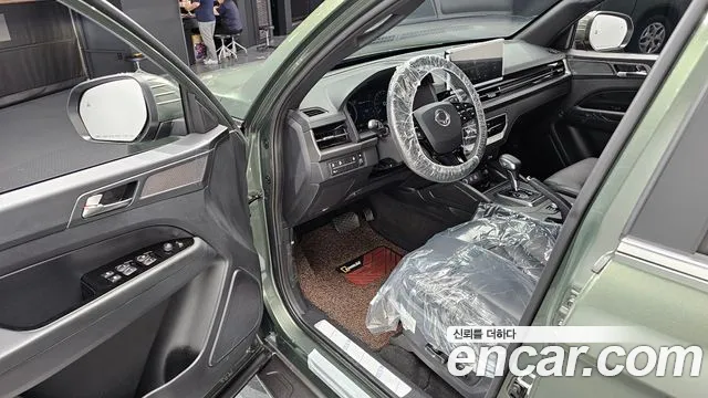 KG_Mobility_Ssangyong Rexton Новый Rexton Sport Khan Дизель 2.2 4WD — Фото автомобиля 10