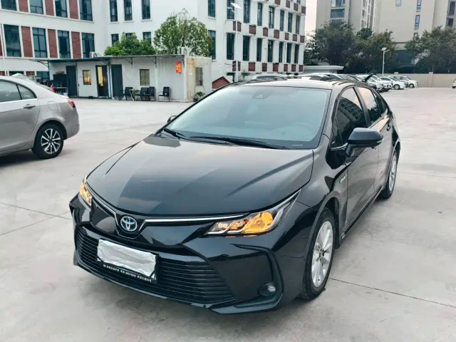 Фотография автомобиля — Toyota Corolla