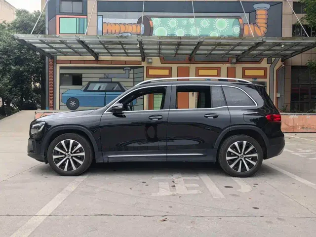 Mercedes-Benz GLB-Class — Фото автомобиля 23
