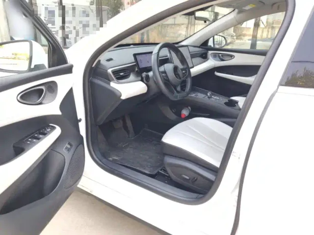 BYD Seal 05 DM-i — Фото автомобиля 15