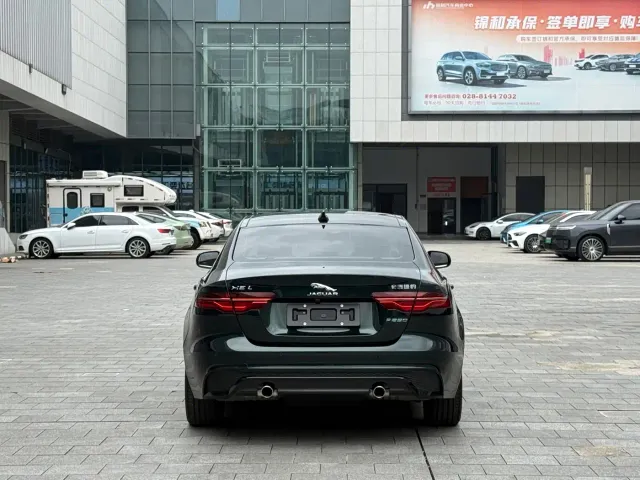 Jaguar XEL — Фото автомобиля 6