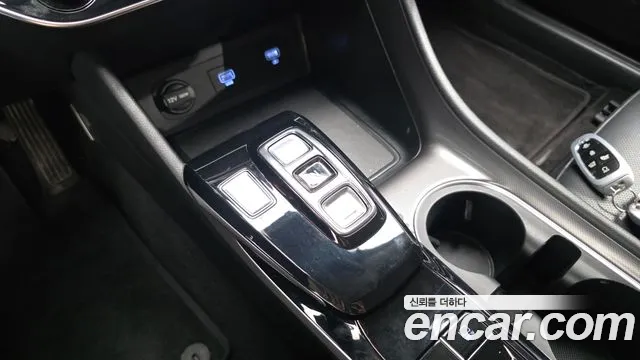 Hyundai Sonata Sonata (DN8) 2.0 LPG(Для проката) — Фото автомобиля 9