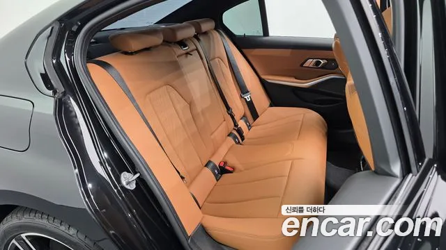 BMW 3 Series G20 — Фото автомобиля 17