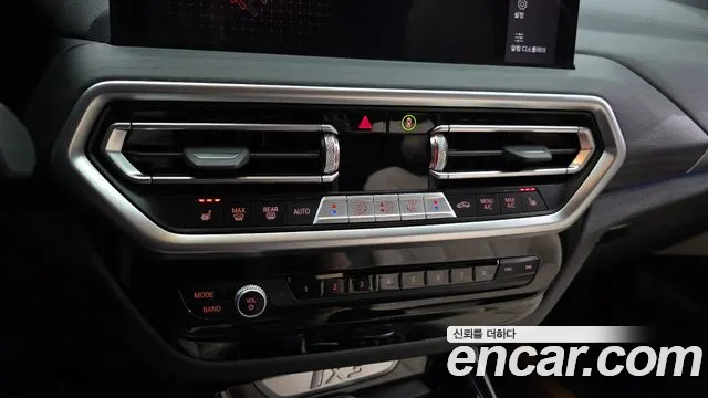 BMW iX3 G08 (2020–2024) — Фото автомобиля 18