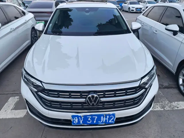 Volkswagen Sagitar — Фото автомобиля 3