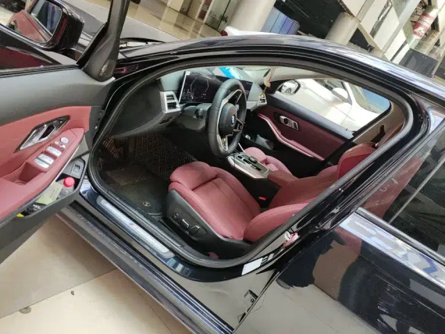 BMW 3 Series — Фото автомобиля 3
