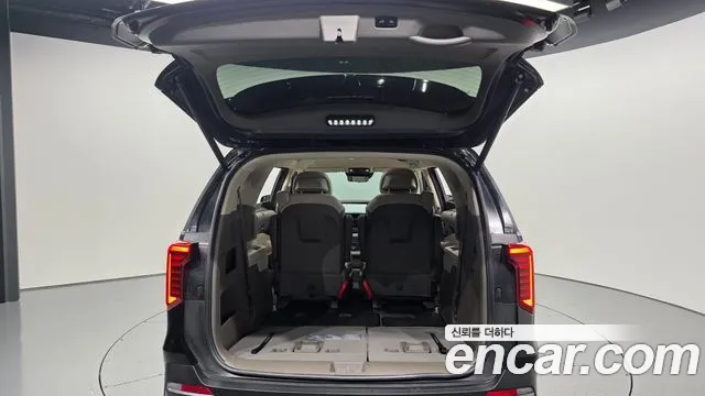 Kia Carnival — Фото автомобиля 26