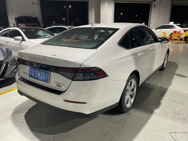 Honda Accord — Фото автомобиля 2