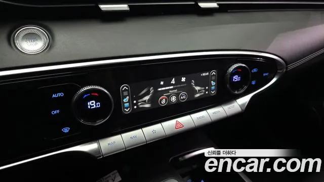 Genesis GV70 2.5T Бензин AWD — Фото автомобиля 29