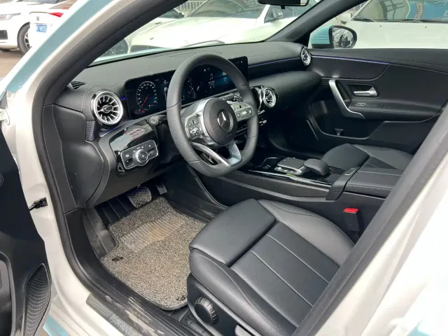 Mercedes-Benz A-Class — Фото автомобиля 7