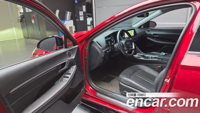 Hyundai Sonata — Фото автомобиля 15