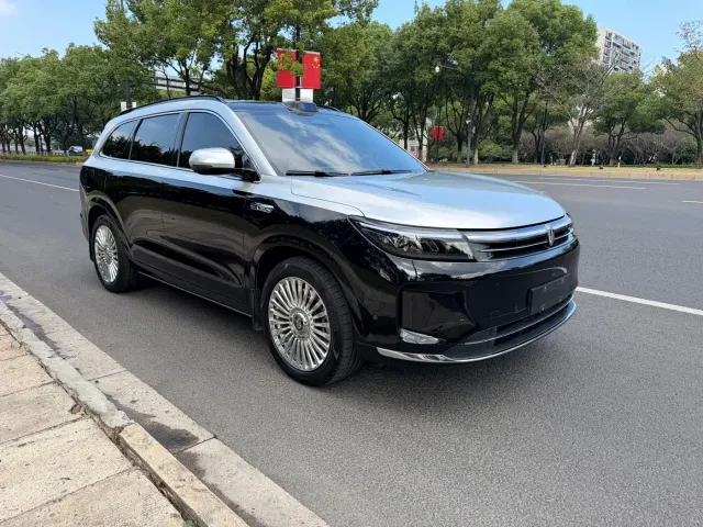 Aito M7 — Фото автомобиля 3