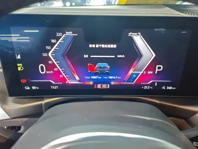 BMW i3 — Фото автомобиля 11