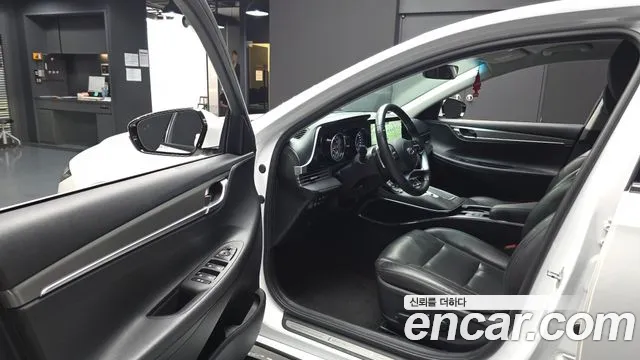 Hyundai Grandeur Новый Grandeur IG — Фото автомобиля 9