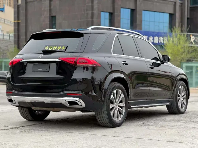 Mercedes-Benz GLE-Class — Фото автомобиля 9