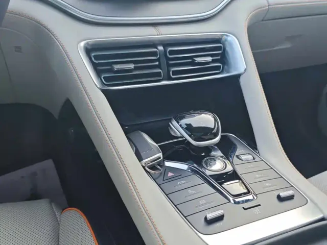 BYD Song PLUS — Фото автомобиля 5