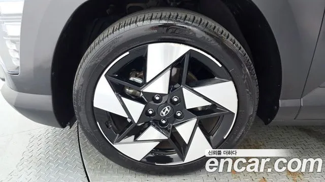 Hyundai Kona Kona (SX2) Бензин 1.6 турбо 2WD — Фото автомобиля 5