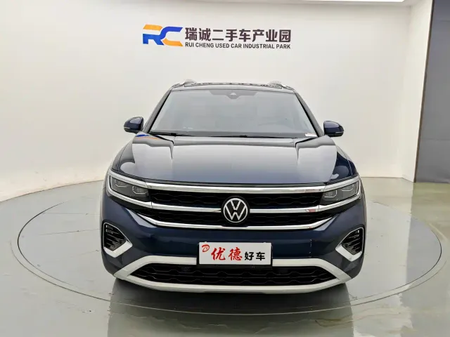 Volkswagen Talagon — Фото автомобиля 2