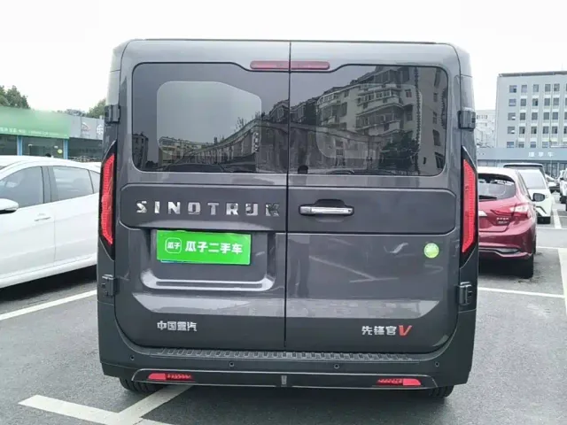 Sinotruk Xianfeng V — Фото автомобиля 5