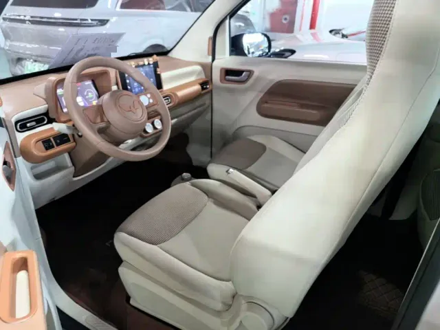 Wuling Hongguang Mini EV — Фото автомобиля 14