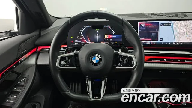 BMW 5-Series 5 серия (G60) 530i xDrive M Sport — Фото автомобиля 11