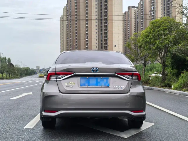Toyota Corolla — Фото автомобиля 5