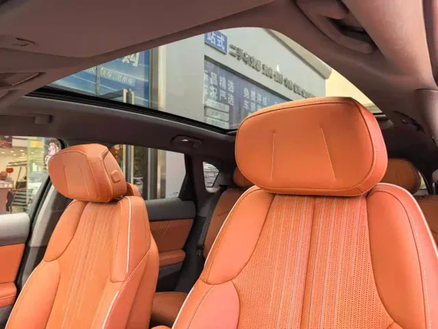 Cadillac Optiq — Фото автомобиля 12
