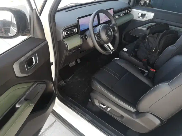 Baojun Yep — Фото автомобиля 15