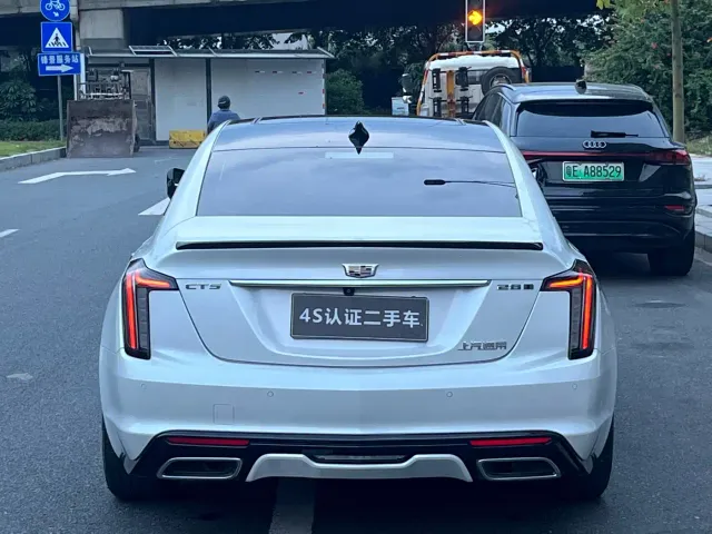 Cadillac CT5 — Фото автомобиля 6