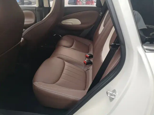 Wuling Bingo — Фото автомобиля 16