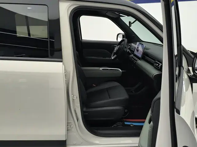 Baojun Yep Plus — Фото автомобиля 8
