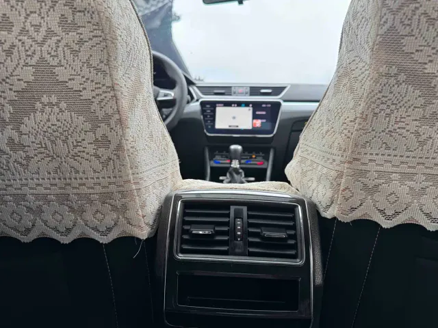 Skoda Superb — Фото автомобиля 18