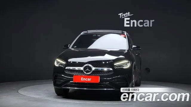 Mercedes-Benz GLA-Class — Фото автомобиля 3