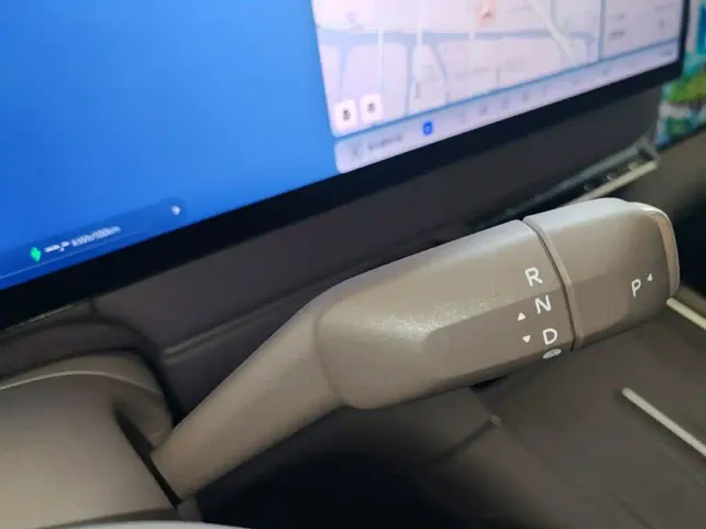IM Motors LS6 — Фото автомобиля 13