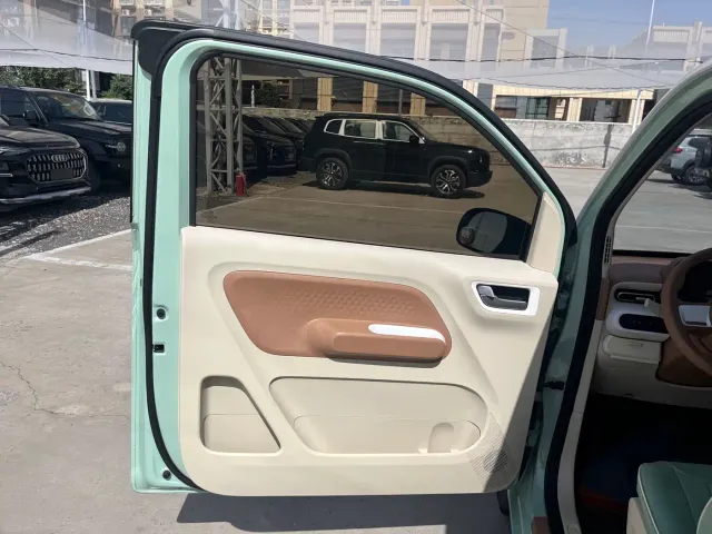 Wuling Hongguang Mini EV — Фото автомобиля 15