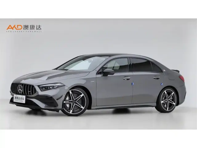 Фотография автомобиля — Mercedes-Benz A-Class AMG