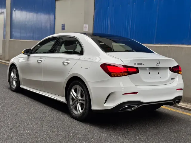 Mercedes-Benz A-Class — Фото автомобиля 4