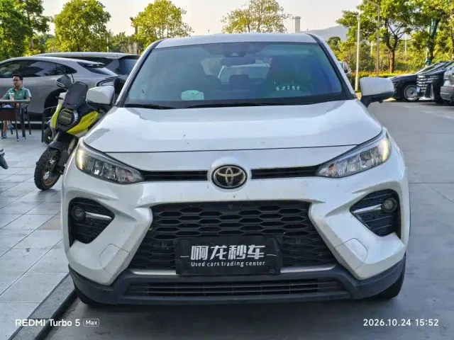 Toyota Wildlander — Фото автомобиля 2