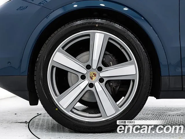 Porsche Cayenne PO536 — Фото автомобиля 5