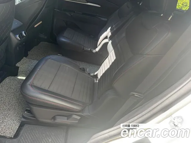 Ford Explorer — Фото автомобиля 11