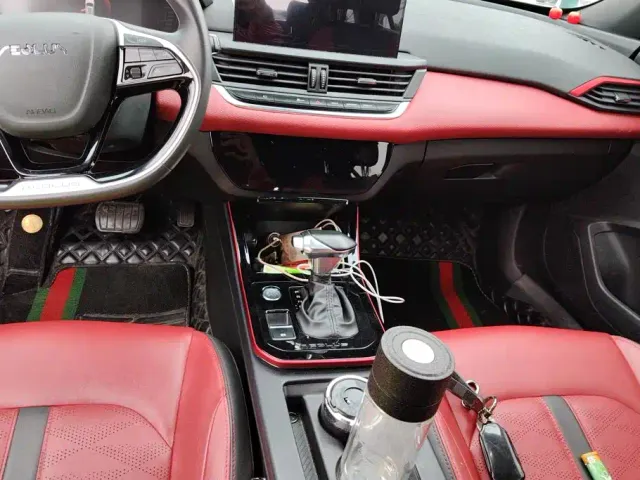 Dongfeng Yixuan GS — Фото автомобиля 16
