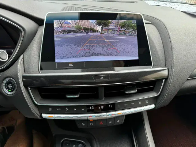 Cadillac CT5 — Фото автомобиля 18