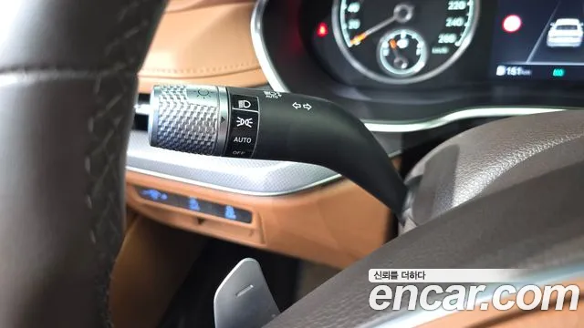 Genesis G80 Бензин 2.5 турбо 2WD — Фото автомобиля 28