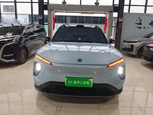 Nio ES6 — Фото автомобиля 2