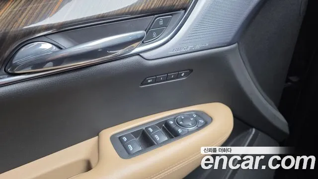 Cadillac XT6 — Фото автомобиля 14