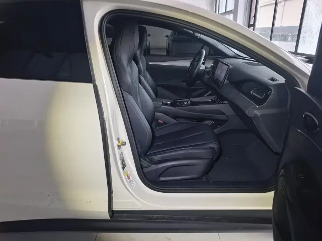 BYD Seal 06 — Фото автомобиля 8