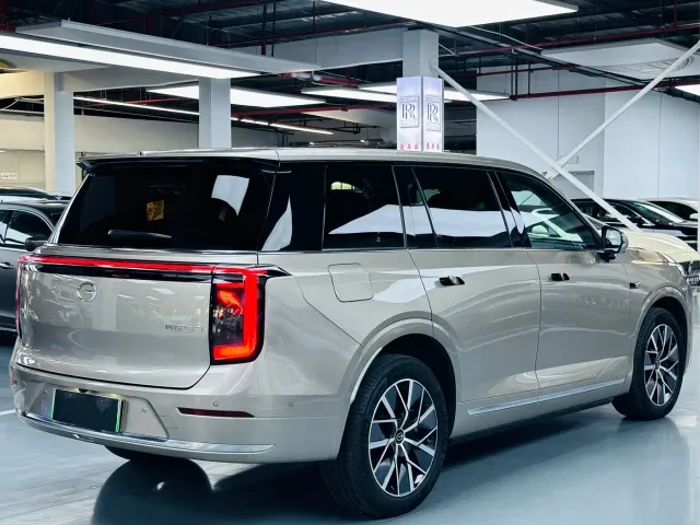 GAC Trumpchi Xiangwang S9 — Фото автомобиля 16