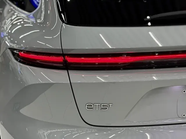 Nio ET5 Touring — Фото автомобиля 17