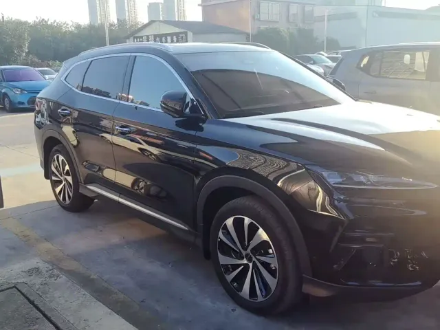 BYD Song PLUS — Фото автомобиля 3
