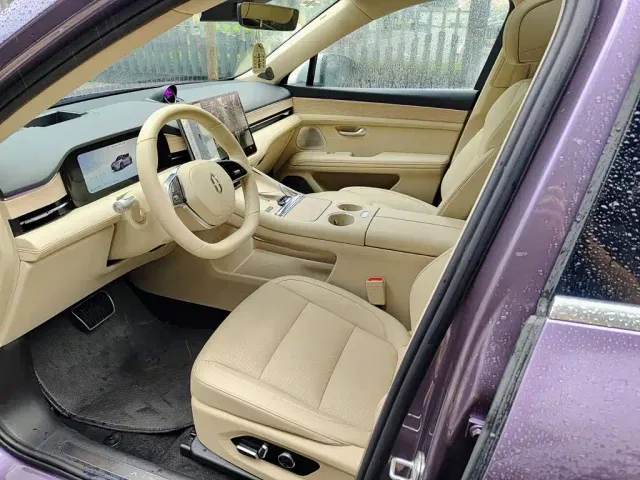 Aito M5 — Фото автомобиля 7